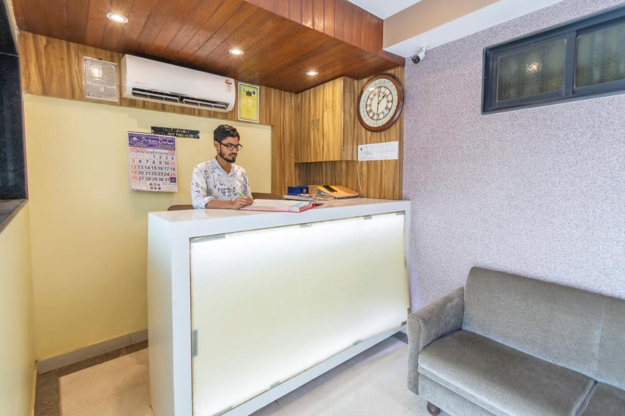 Oyo 69377 Hotel Ruby - Mumbai — Photos 1